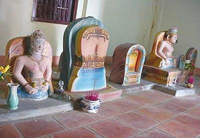 Đền thờ Pô Nít