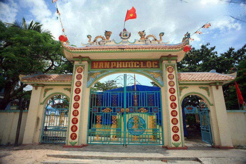 Đình và vạn Phước Lộc