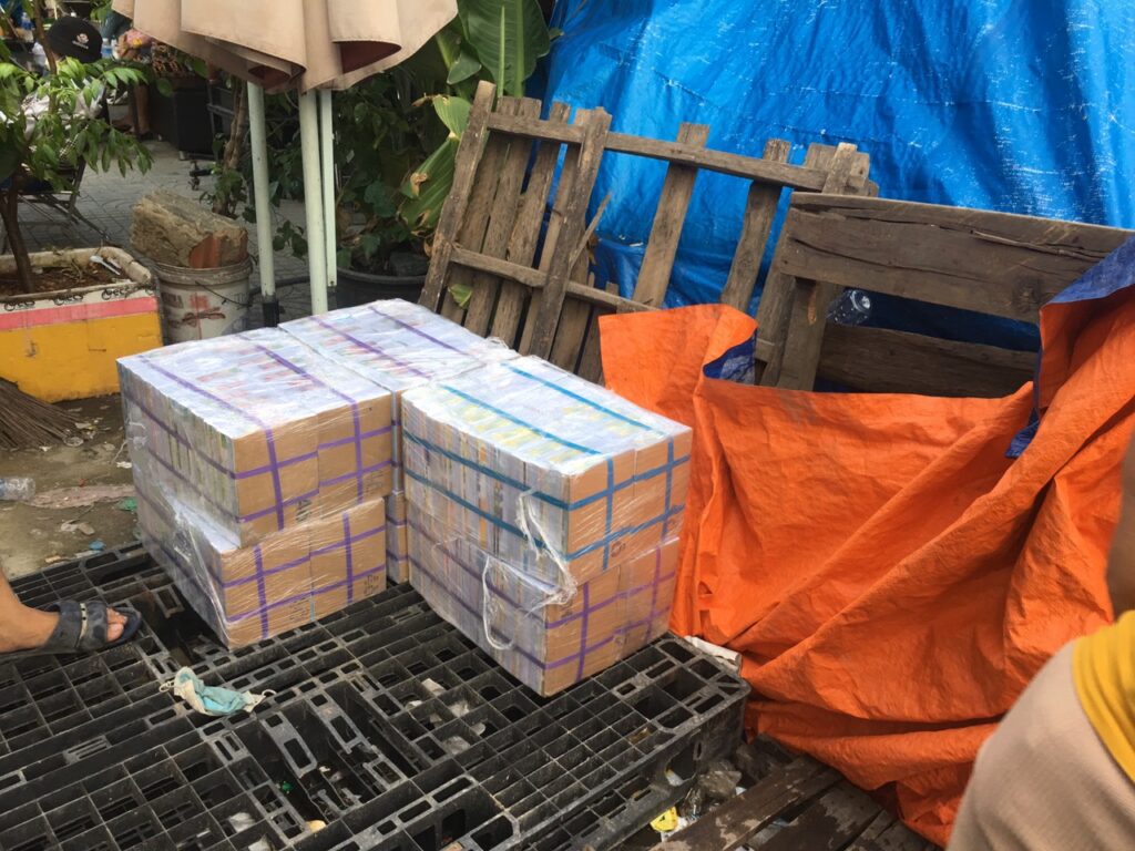 Tiếp sức tới trường