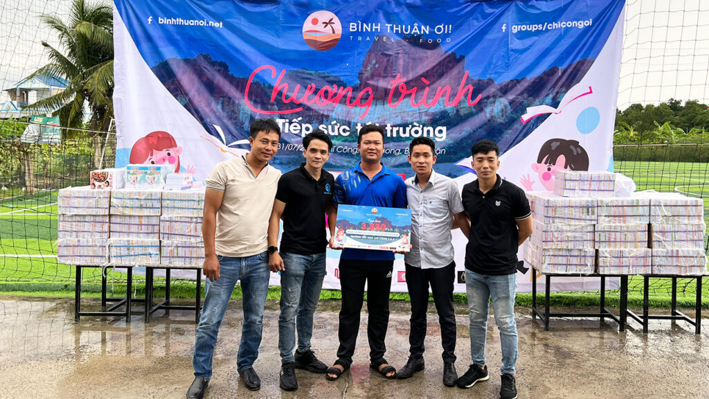 Tiếp Sức Tới Trường