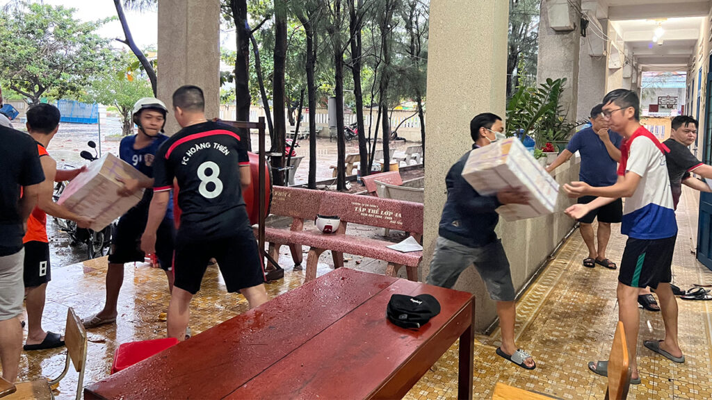Tiếp Sức Tới Trường