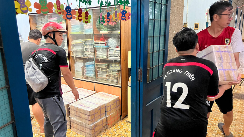 Tiếp Sức Tới Trường