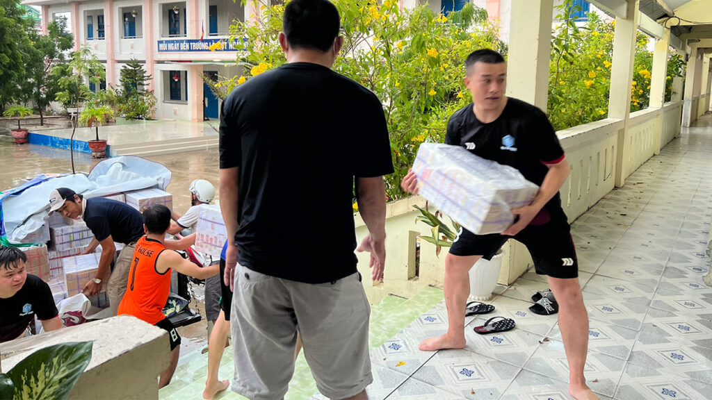 Tiếp Sức Tới Trường