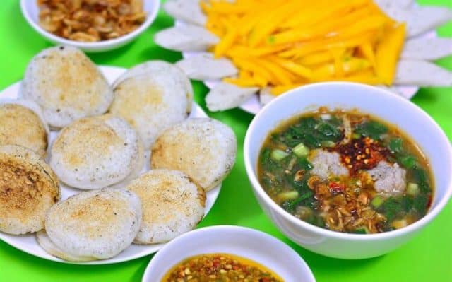 Bánh căn Bình Thuận