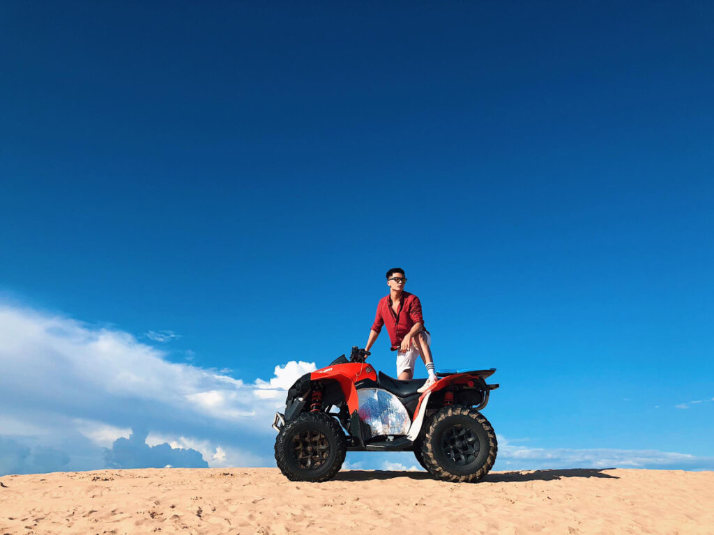 Bàu Trắng - Cung đường phủ 'tuyết' gần Phan Thiết