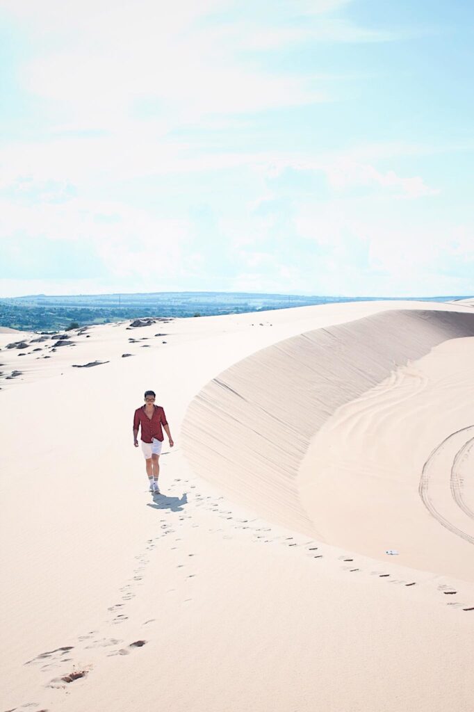 Bàu Trắng - Cung đường phủ 'tuyết' gần Phan Thiết